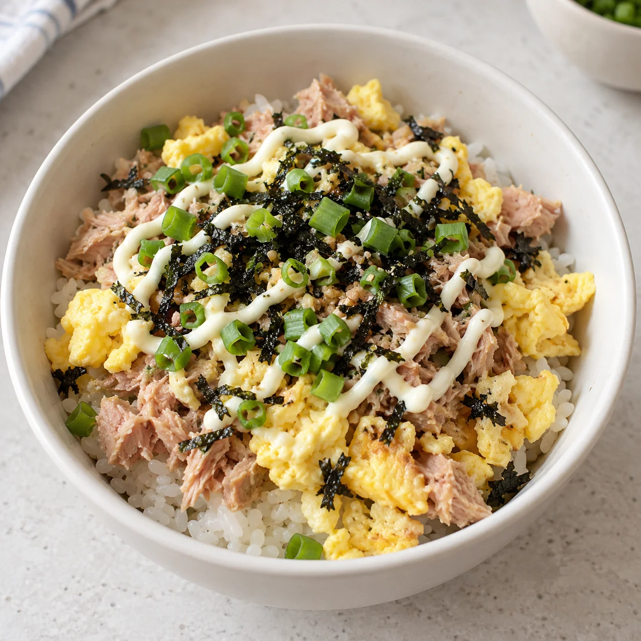 ข้าวหน้าทูน่ามายองเนส